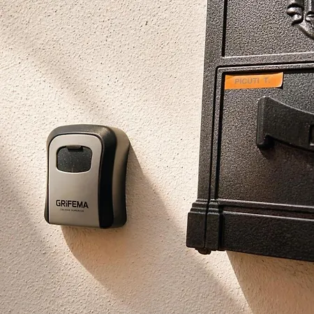 شقة Centro Storico - 2 Bedr - Self Check In Con Cortile Privato *